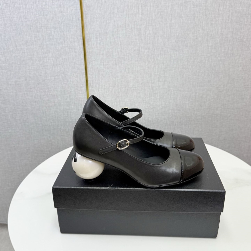 Ch**el heeled shoes